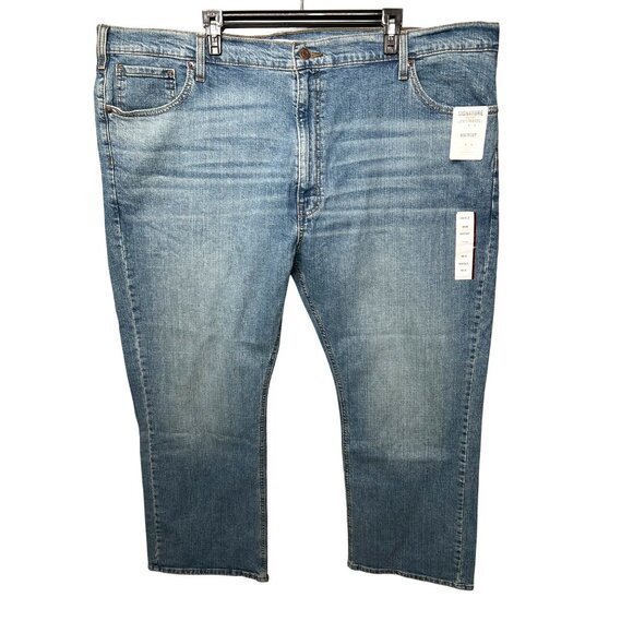 Signature Levi Strauss & Co. Mens‎ Bootcut Jeans Blue Light Wash Denim 48/30 - Picture 1 of 13